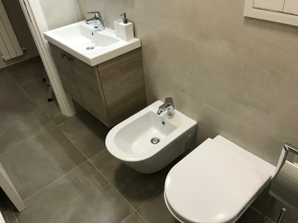 Casa Vacanze La Scalinata 比谢列 外观 照片