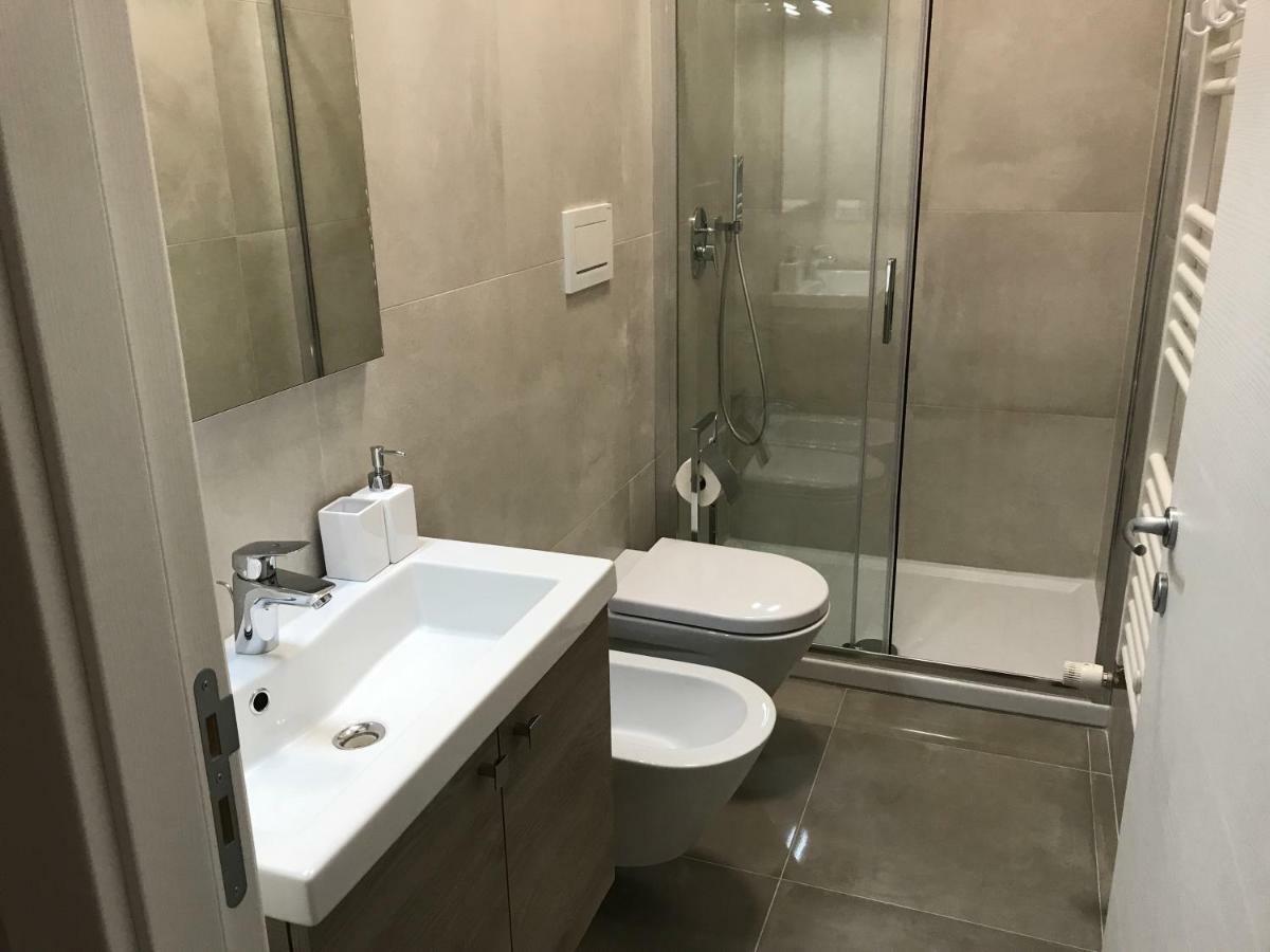 Casa Vacanze La Scalinata 比谢列 外观 照片
