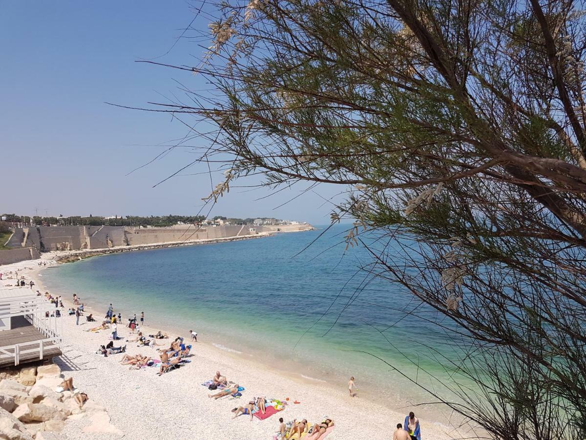 Casa Vacanze La Scalinata 比谢列 外观 照片
